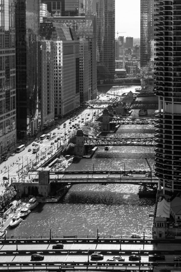 Black and white picture of the Chicago river from LondonHouse Rooftop bar 